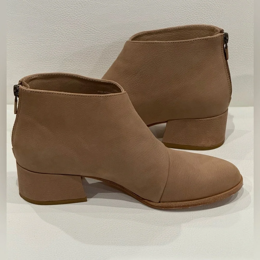 Eileen Fisher Fayo Block Heel Booties Women's Tan Leather Size 6.5